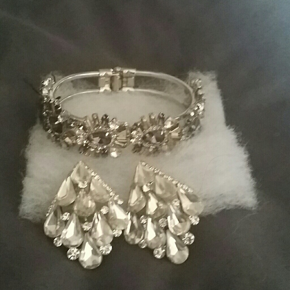 Bling bling bracelet and earring